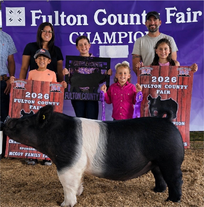 Photo of Jeremy Rutledge and his family